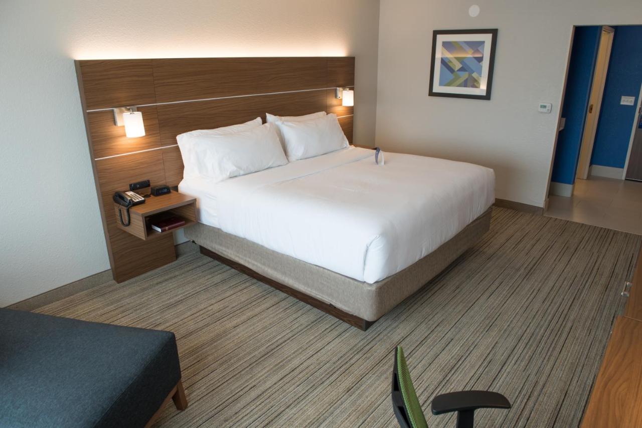 Holiday Inn Express & Suites - Merrillville By Ihg Exterior foto